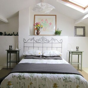 Room - Vrbo Property (Chemillé-en-Anjou)