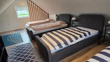 House, 2 Bedrooms, Smoking