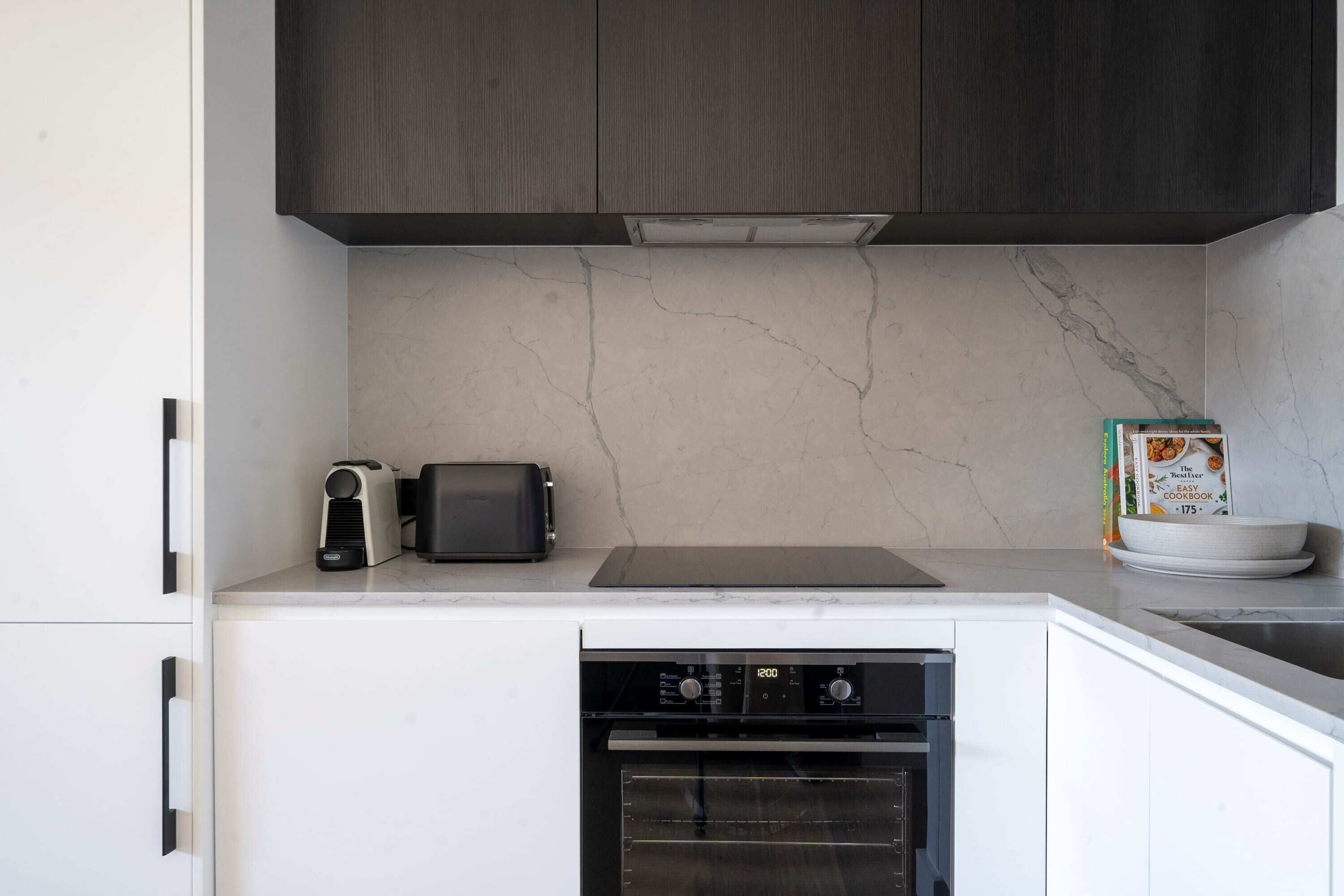 Apartment, 2 Bedrooms, Balcony | Private kitchen