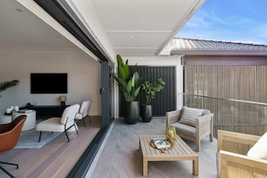 Departamento, 2 habitaciones, balcón | Balcón