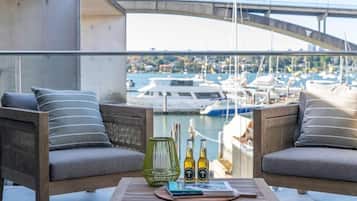 Apartment, 2 Bedrooms, Balcony | Balcony
