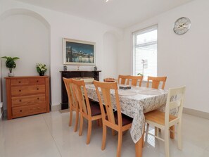Cottage | Tempat makan