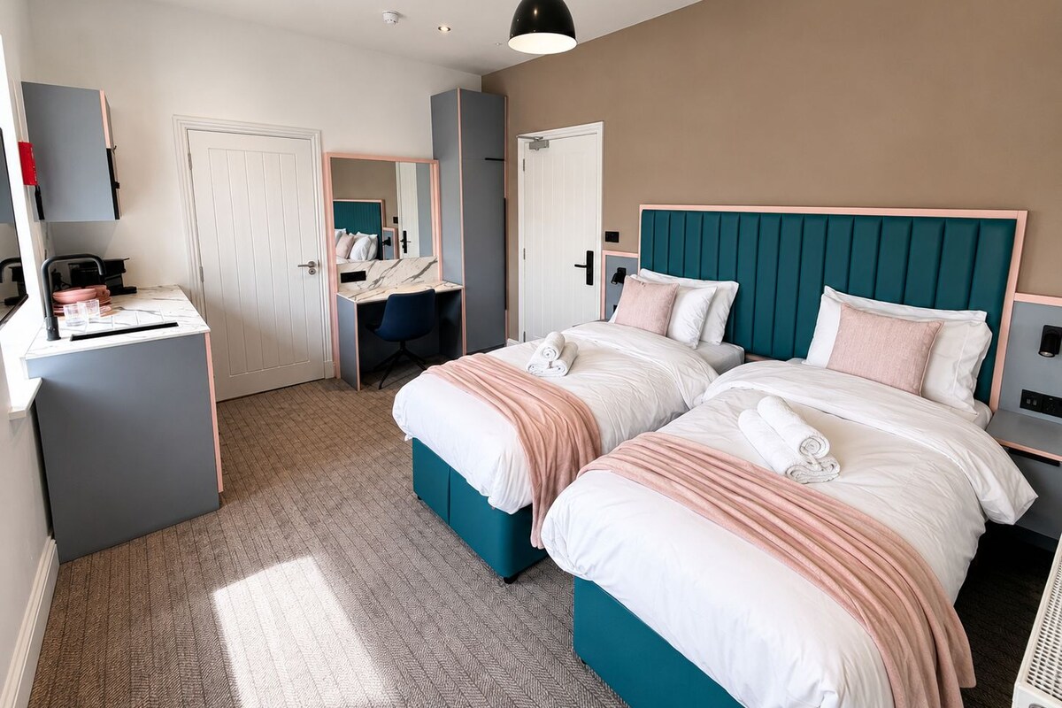 Standard Twin Room
