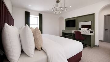 In-room safe, desk, laptop workspace, iron/ironing board