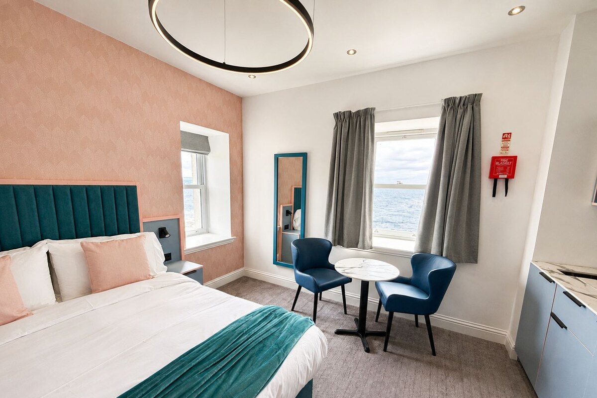 Premium Double Room, 1 King Bed, Sea View