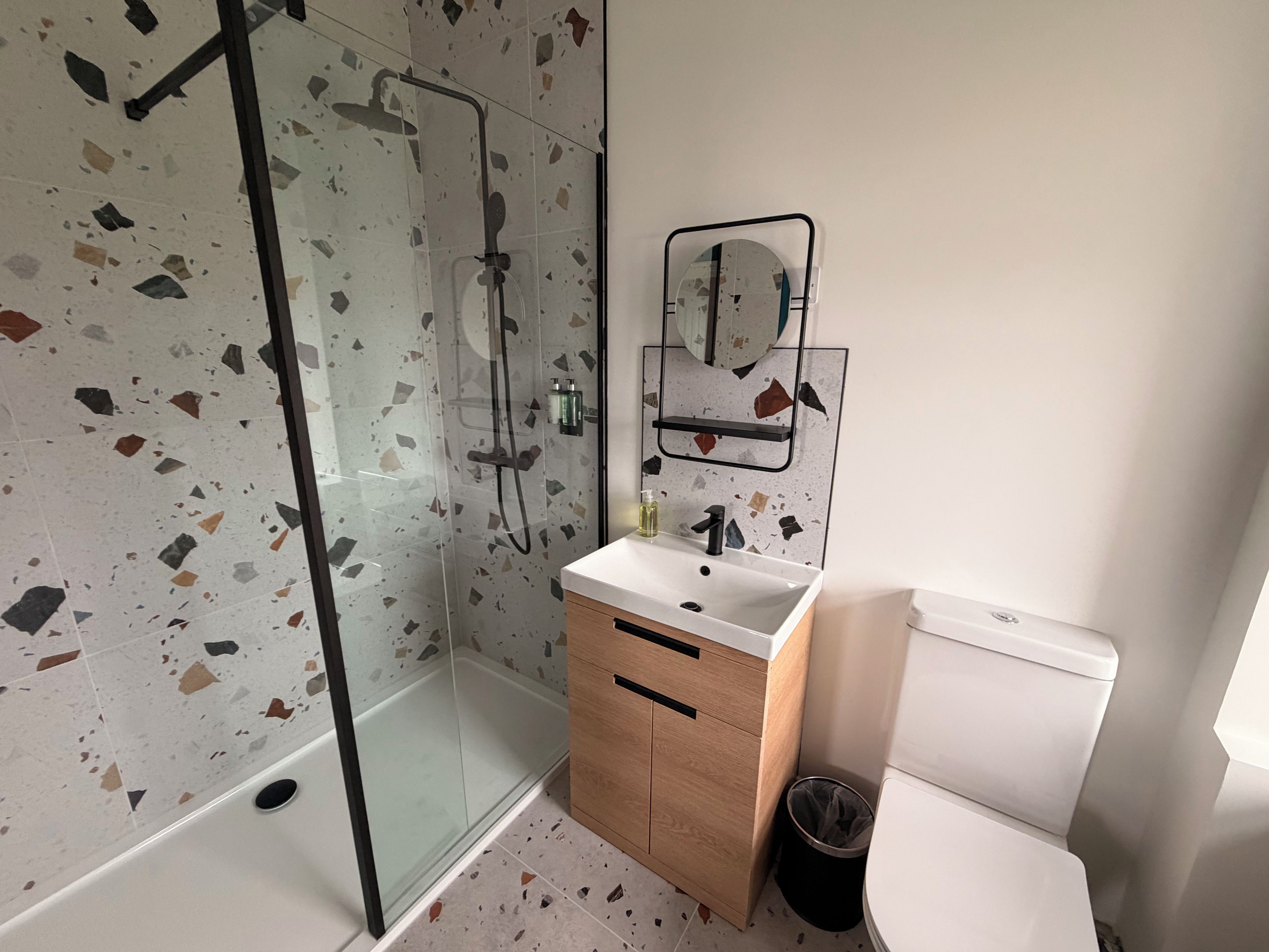 Premium Double Room, 1 King Bed, Sea View | Bathroom