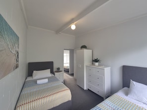 House | 2 bedrooms - Esperance Little Units 1 (Esperance)