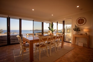 House | 3 bedrooms - West Beach Holiday Home (Esperance)