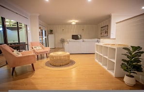 House | 3 bedrooms - West Beach Holiday Home (Esperance)