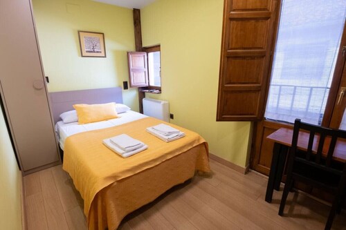 La Juderia Segovia Lodging