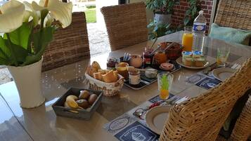 Buiten dineren