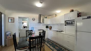 House | 1 bedroom