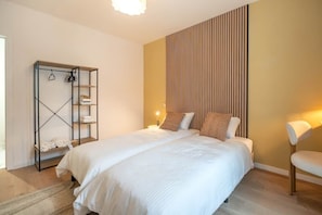 1 chambre, bureau, fer et planche à repasser, Wi-Fi gratuit