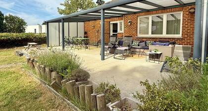 Cosy House for 10 with clim and garden