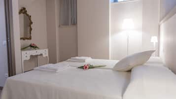 1 chambre, fer et planche à repasser, Wi-Fi, literie fournie