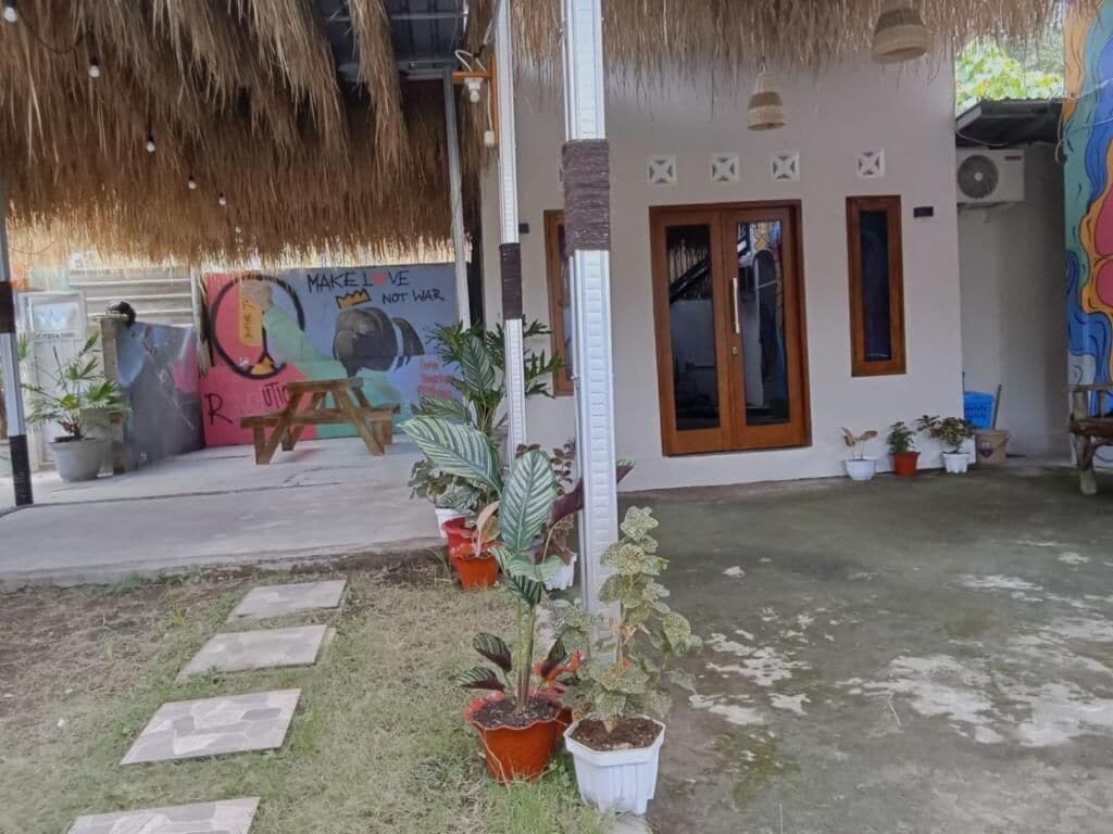 Deluxe Double Room | Property grounds