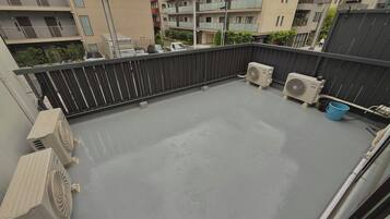 Suite de estilo japonés, 2 habitaciones, para no fumadores, vista a la ciudad | Cortinas blackout, insonorización y wifi gratis