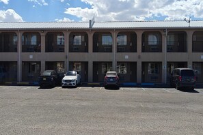 Exterior - King Bed Non-Smoking (Albuquerque NM)