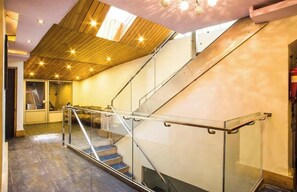 Executive Deluxe Room | Interior - Hotel Sunrise (Shimla)