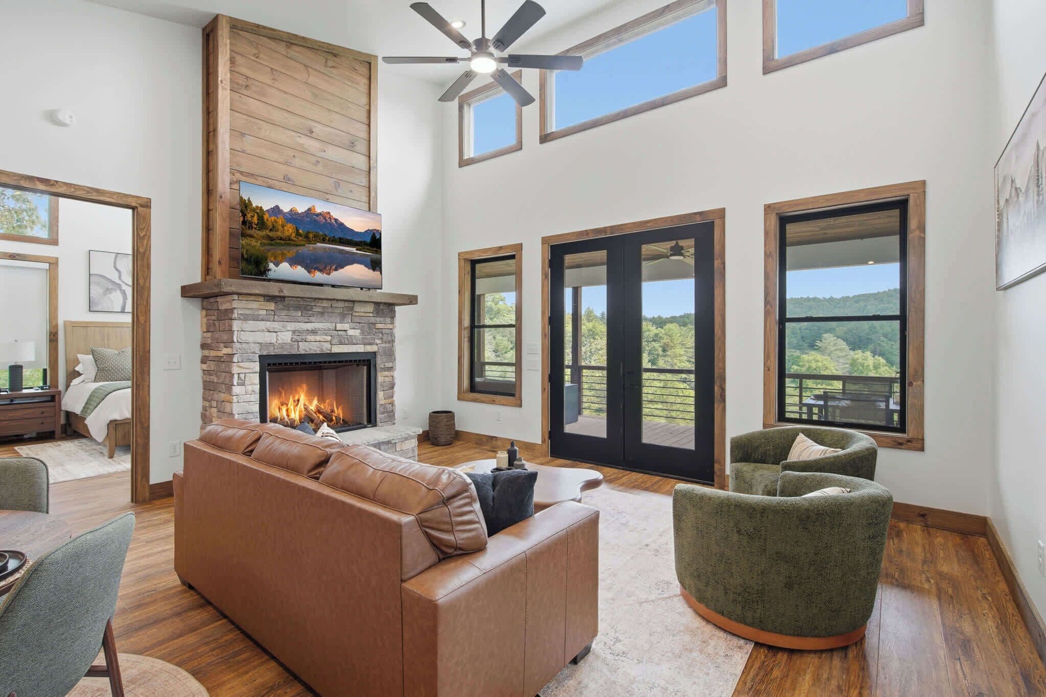Cabin, Multiple Beds, Mountain View (The Lodge at Walnut Peak) | Living area