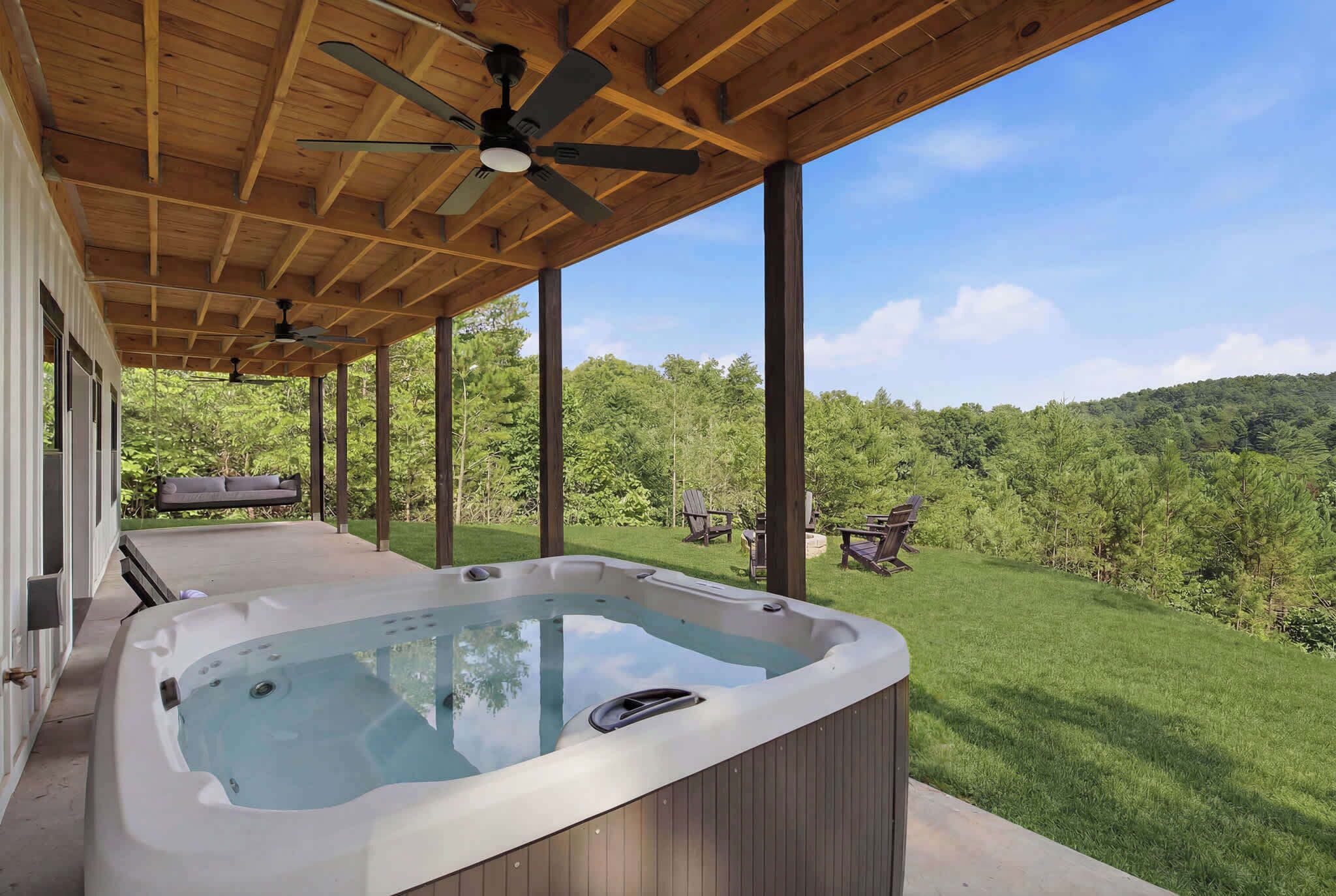 Outdoor spa tub