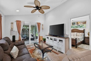 House, 2 Queen Beds, Patio, Garden View (Abi's House) - Abi's House - Private Jupiter Escape (Jupiter)