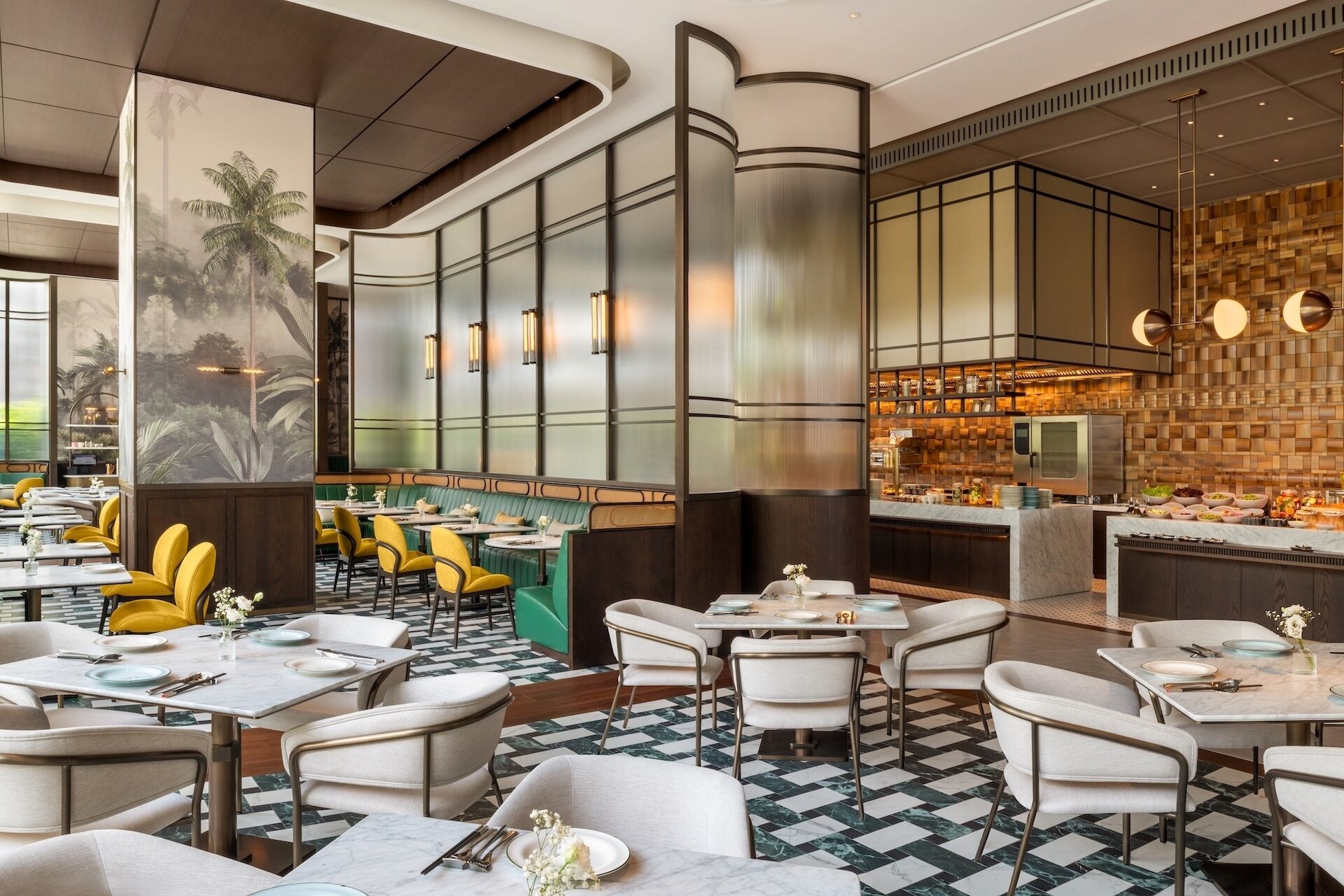 2 restaurants; breakfast, lunch, and dinner served