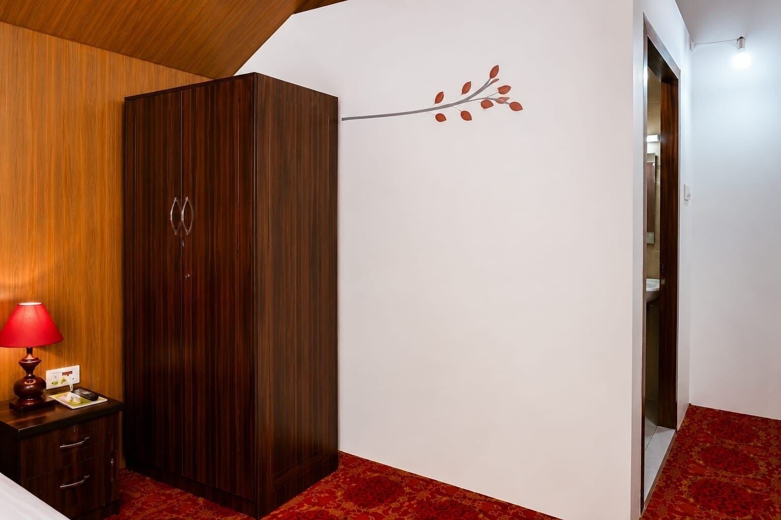 Superior Quadruple Room, Hill View | Interior