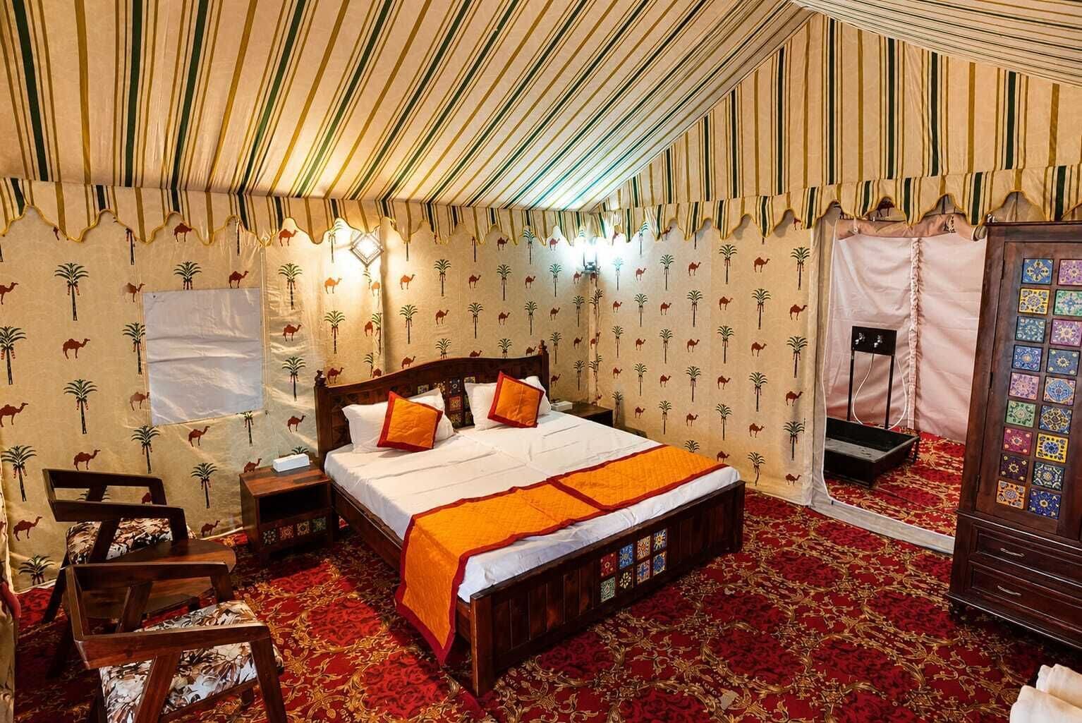 Superior Tent, Balcony, Hill View