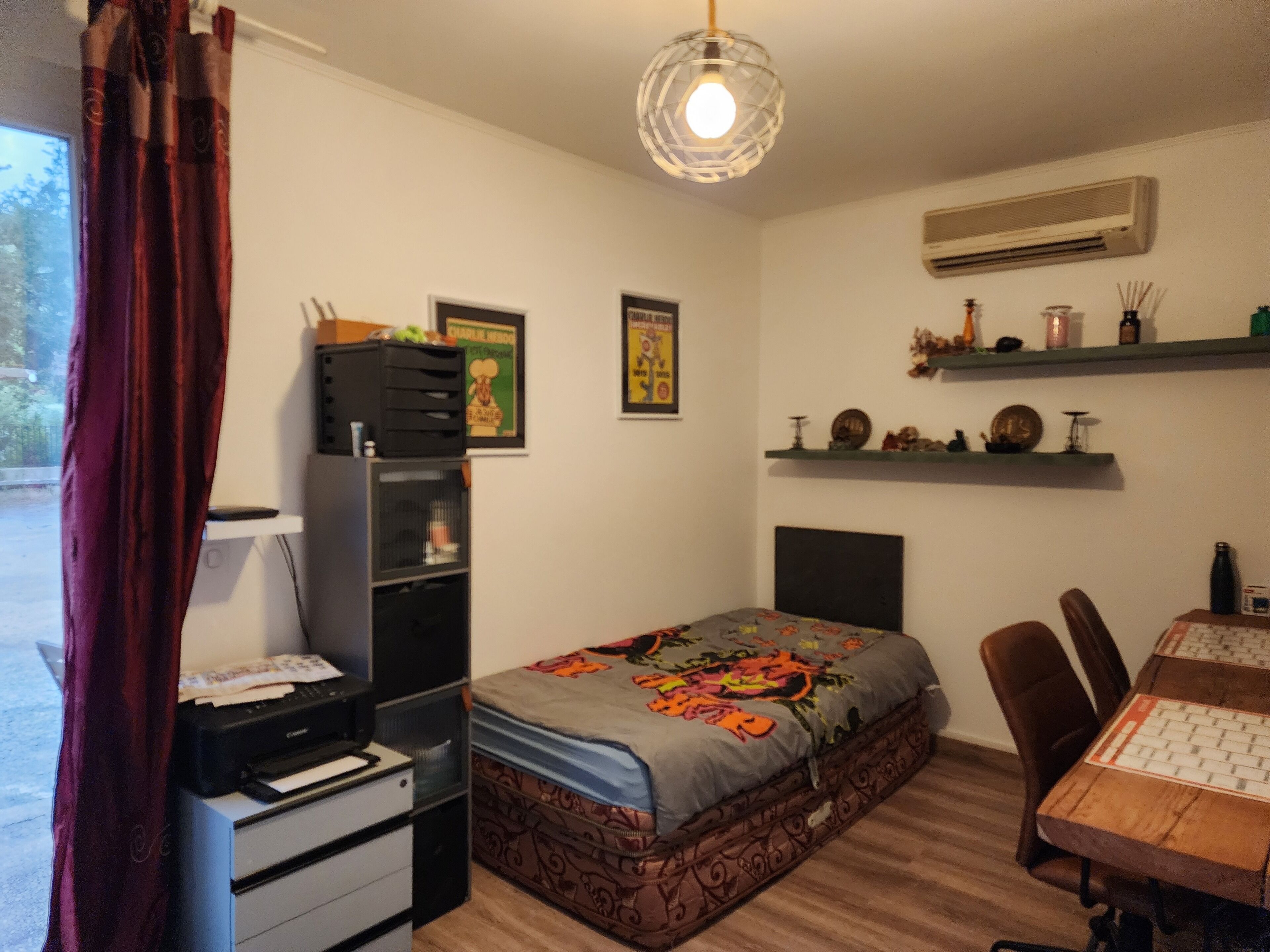 4 chambres, fer et planche à repasser, Wi-Fi, draps fournis
