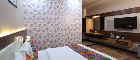 Superior Double Room, City View