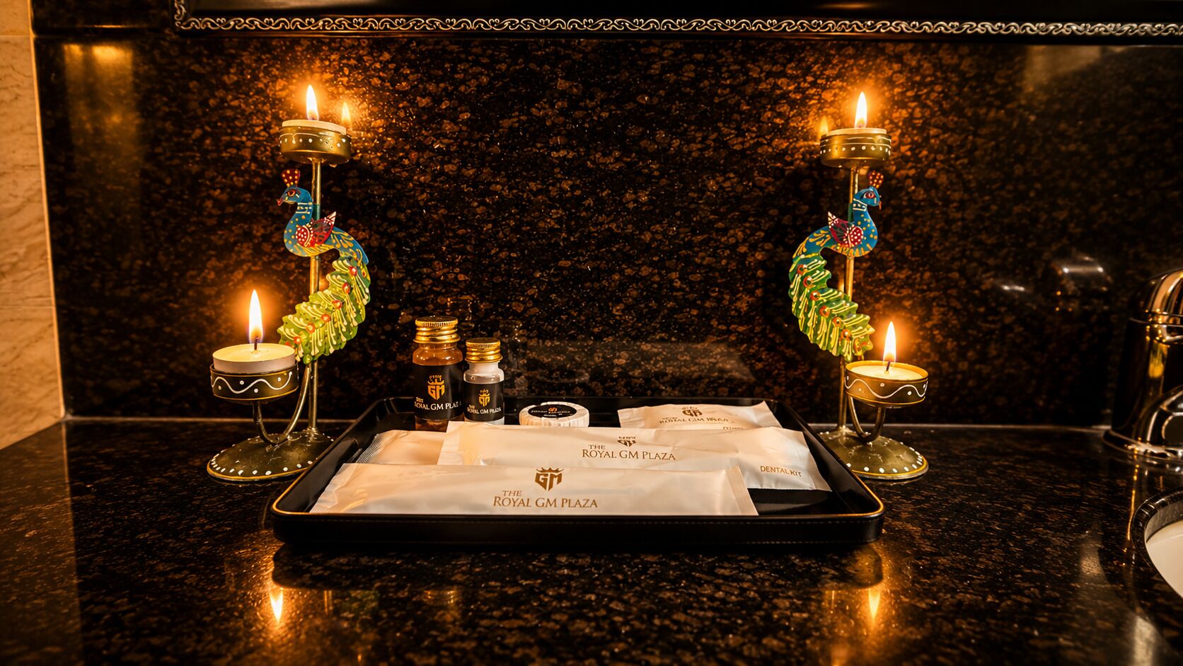 Suite, City View | Bathroom amenities