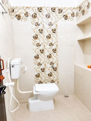 Double Room | Bathroom - Hotel Shiva Palace Haridwar  (Haridwar)