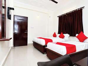 Bộ đồ giường kháng dị ứng, bàn, phòng cách âm