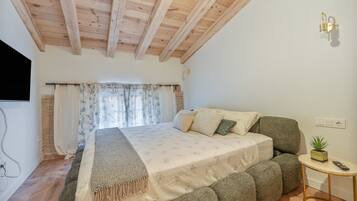 3 dormitorios, tabla de planchar con plancha, wifi y ropa de cama