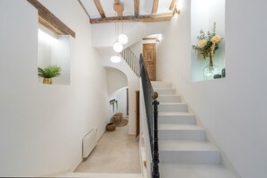 Interior - Holiday Home 'Ca La Mala' with Shared Terrace, Balcony and Wi-Fi (Biar)