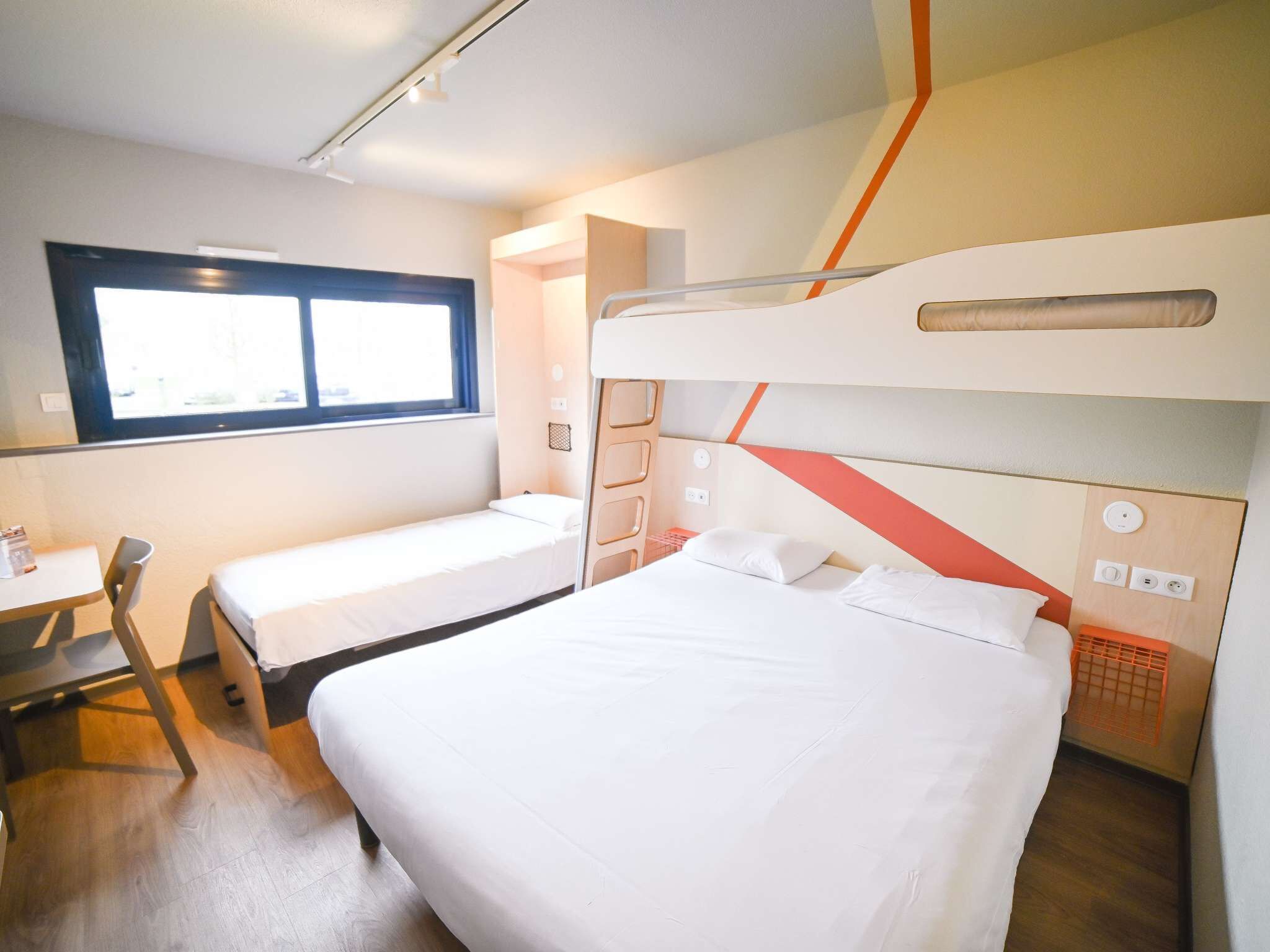 Family Room, 2 Double Beds