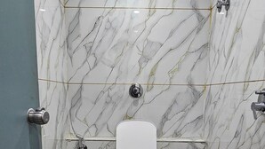 Bathroom - Hotel Satyam (Vadodara)