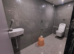 Bathroom - Hotel Satyam (Vadodara)