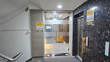 Intérieur de l’entrée