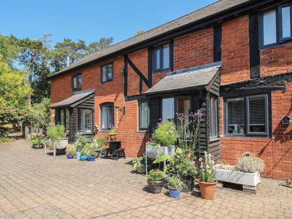 Apple Bough Cottage - Herefordshire