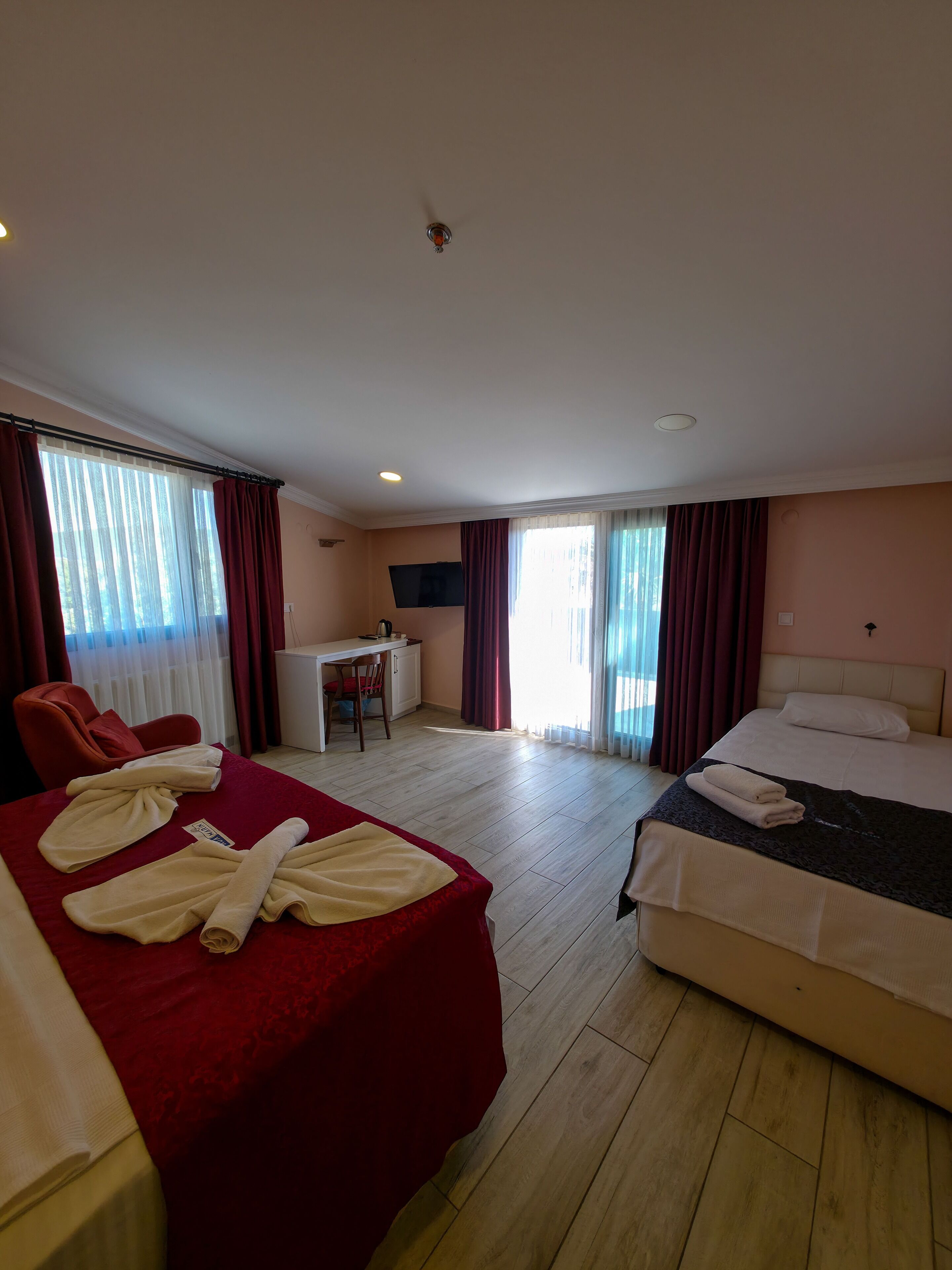 Deluxe Triple Room, Balcony, Beach View