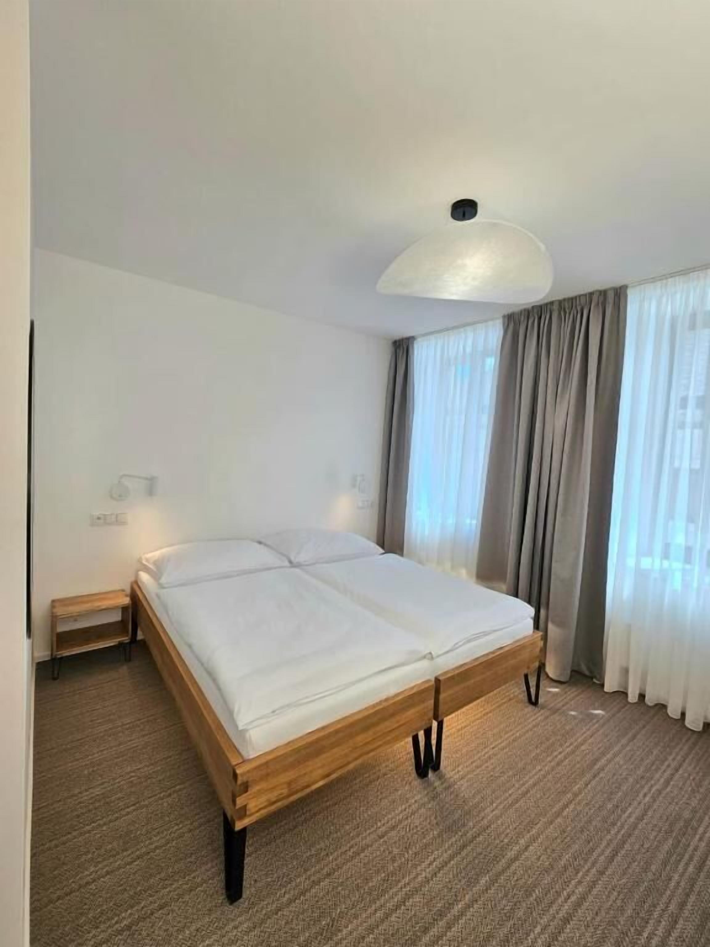 Quarto casal (No 4) | Escrivaninha, espaço de trabalho para notebook, Wi-Fi de cortesia