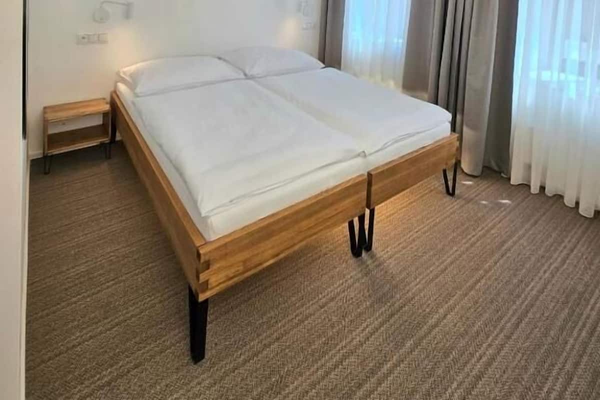 Double Room (No 4)