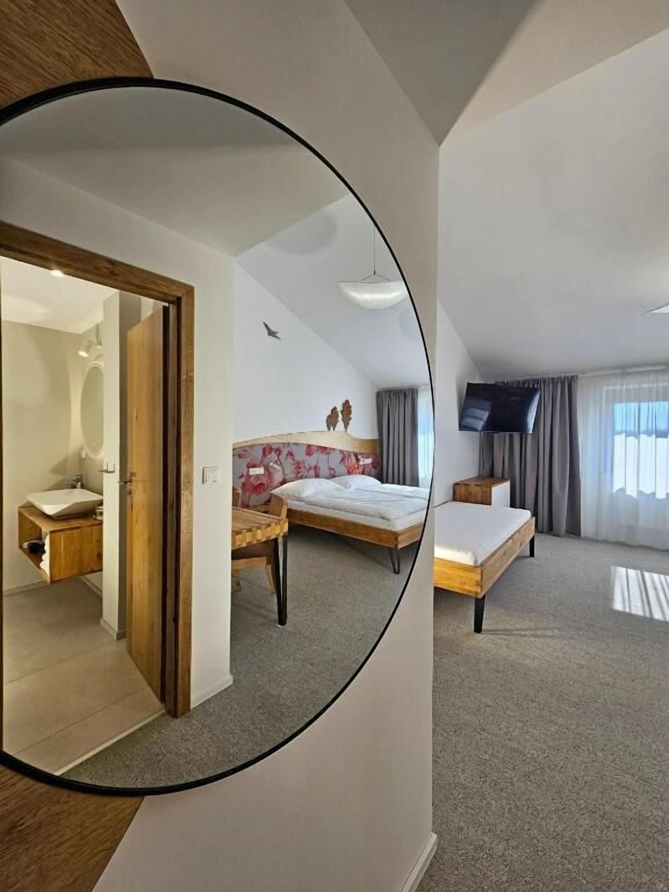 Quarto casal, vista para a montanha (No 17) | Escrivaninha, espaço de trabalho para notebook, Wi-Fi de cortesia