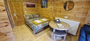 Unclassified image, 2 of 26, button - Bluebell Lodge Dog Friendly, nr Anderby Creek (Alford)