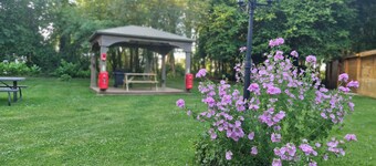 Bluebell Lodge Dog Friendly, nr Anderby Creek