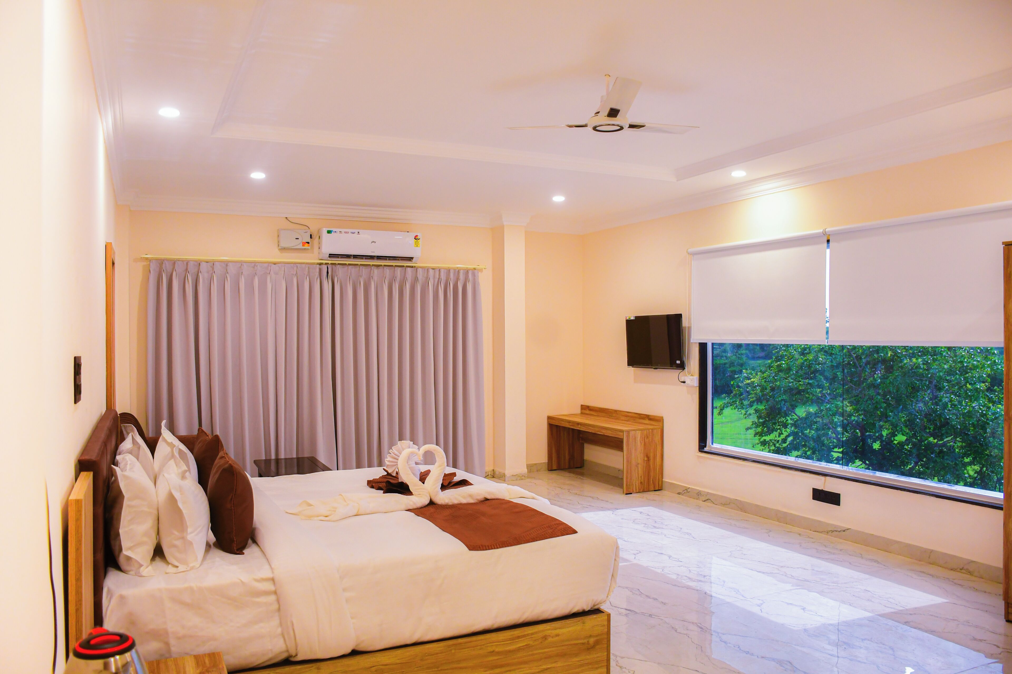 Premium Room | Desk, WiFi (free)