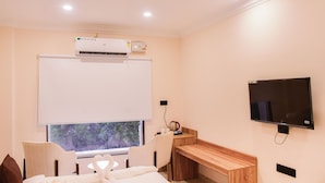 Unclassified image, 2 of 17, button - Mandu's Green Valley Resort (Mandav)
