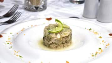 Alimentação e bebidas